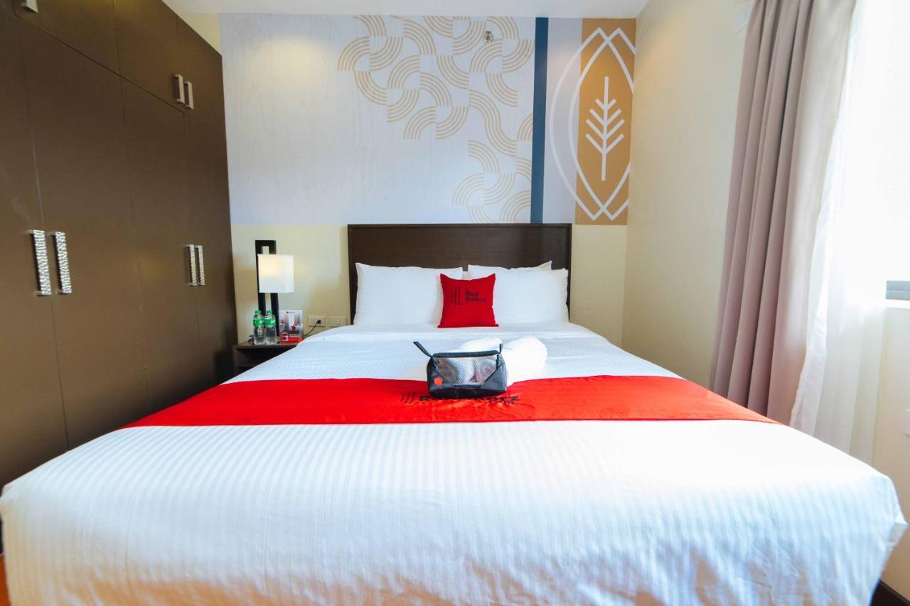 Reddoorz Premium @ Sta Rosa Tagaytay Road Hotel Silang Exterior foto