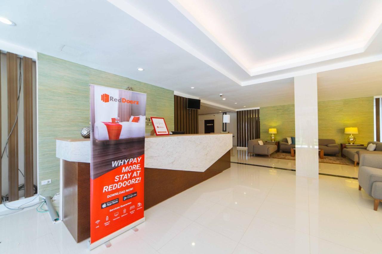 Reddoorz Premium @ Sta Rosa Tagaytay Road Hotel Silang Exterior foto